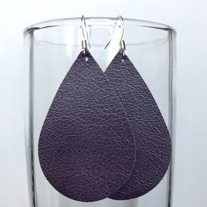 🌼 Purple Leather Earrings